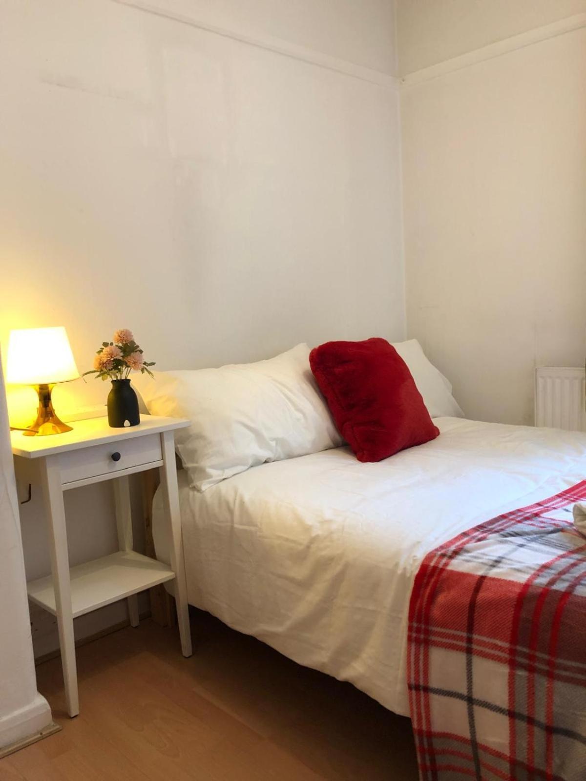 Comfy Private Bedrooms Near O2 Forum Kentish Town, Camden Londres Exterior foto